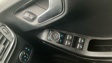 Ford Puma 1.0 EcoBoost Hybrid mHEV Titanium First Ed 5dr Petrol Hatchback